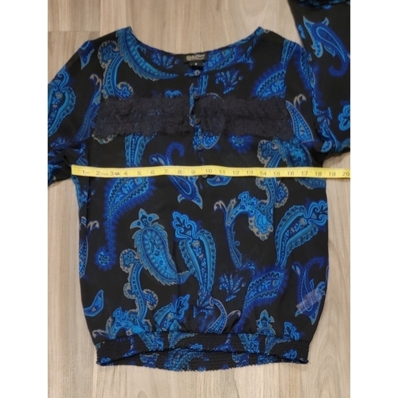 Women's Lucky Brand Blouse Top size medium - Picture 2 of 12